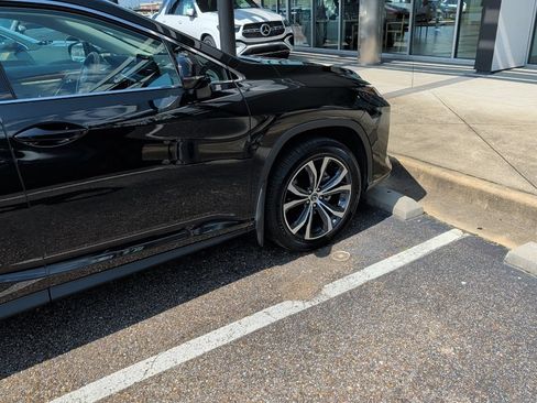 Used 2022 Lexus RX 350 FWD w/ Premium Package image 9
