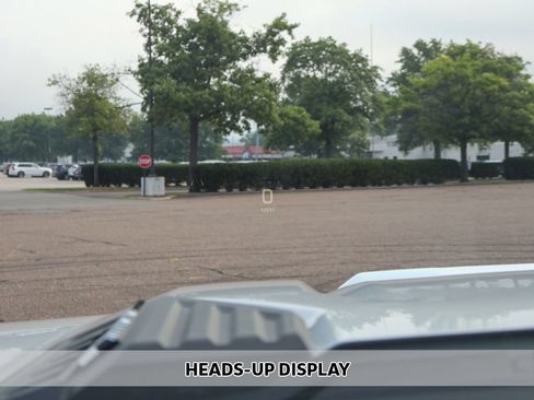 Used 2025 Chevrolet Silverado 3500 High Country w/ Technology Package AWD/4WD image 6