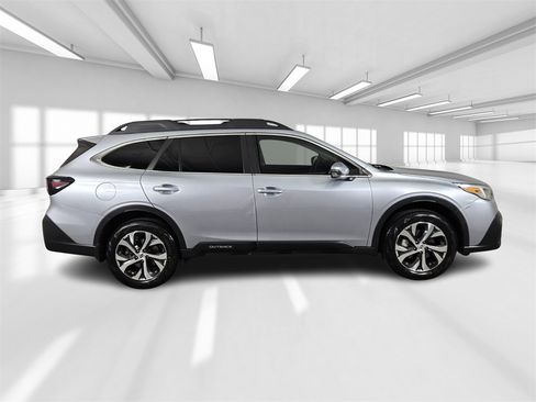 Used 2020 Subaru Outback Limited w/ Popular Package #2 image 8