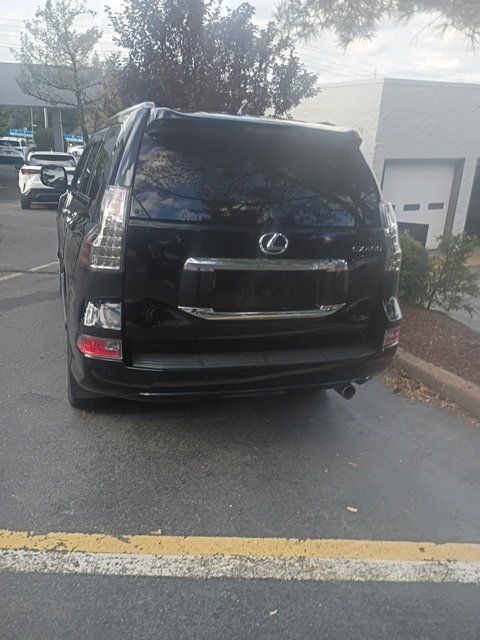 Used 2019 Lexus GX 460 Premium w/ Premium Package AWD/4WD image 12