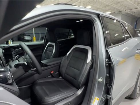 New 2026 Chevrolet Blazer EV LT image 10