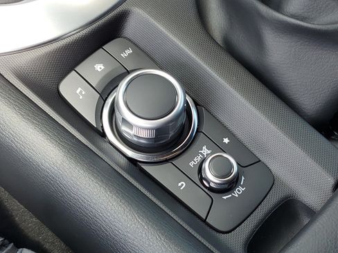 Used 2023 MAZDA MX-5 Miata Grand Touring RWD image 28
