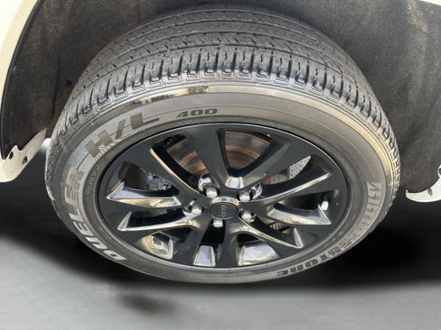 Used 2020 Jeep Grand Cherokee Altitude image 9