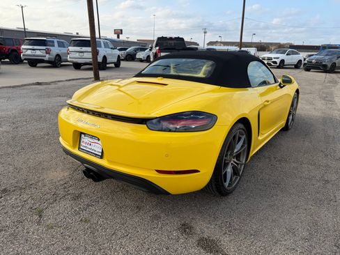 Used 2021 Porsche 718 Boxster S image 7