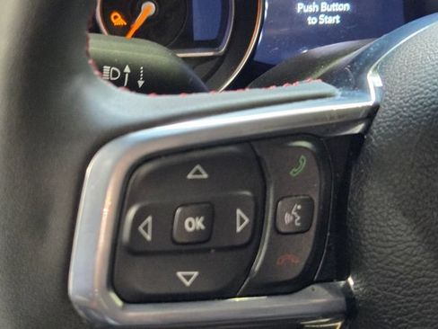 Used 2023 Jeep Gladiator Rubicon w/ Cold Weather Group AWD/4WD image 9