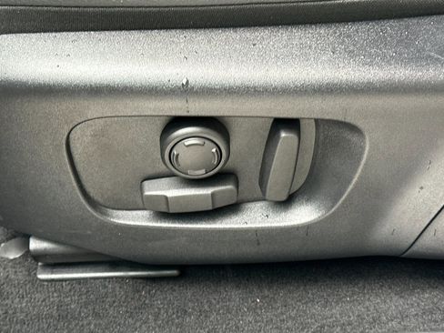 Used 2024 Land Rover Range Rover Evoque S image 14