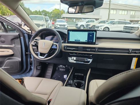 New 2026 Lincoln Corsair Premiere image 22