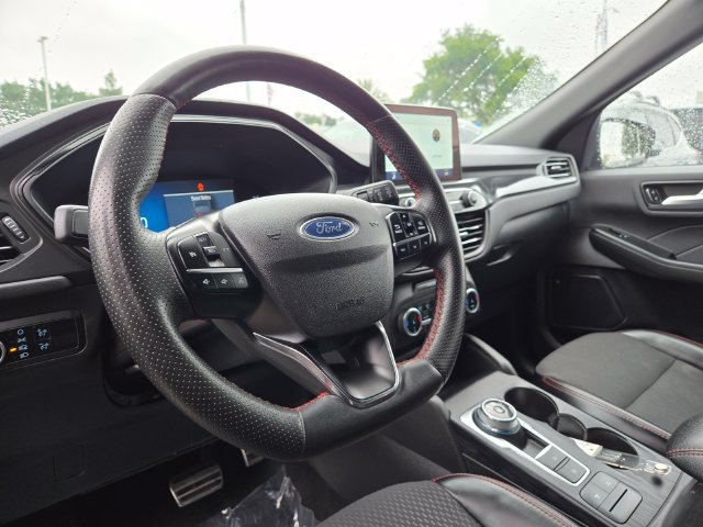 Used 2024 Ford Escape ST-Line AWD/4WD image 13