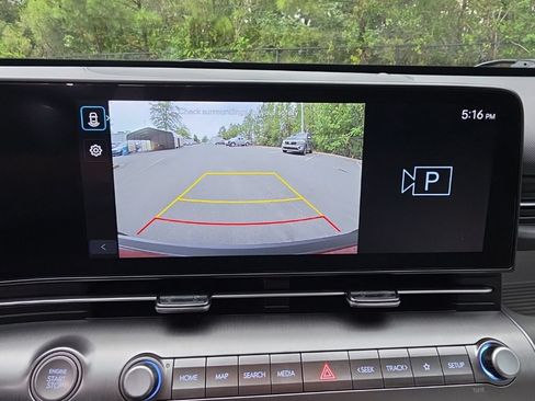 Used 2025 Hyundai Kona SEL FWD image 24