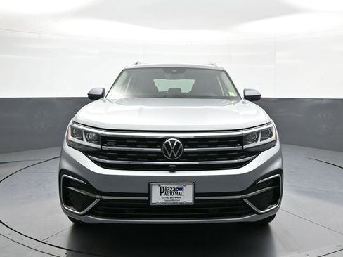 Used 2023 Volkswagen Atlas SEL Premium AWD/4WD image 2