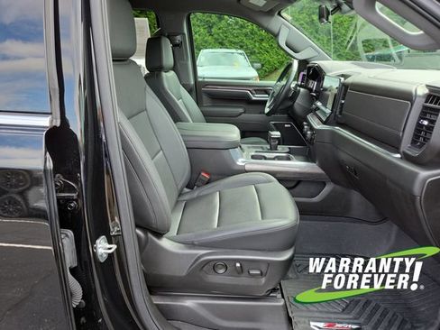 Used 2025 Chevrolet Silverado 1500 LTZ AWD/4WD image 14