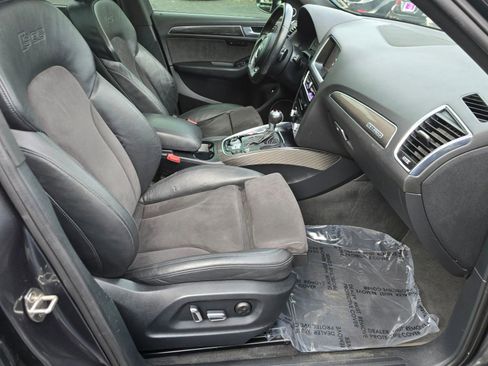 Used 2016 Audi SQ5 Prestige w/ Prestige Package image 11