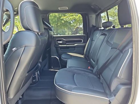New 2026 RAM 2500 Laramie AWD/4WD image 6