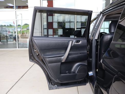 Used 2010 Toyota Highlander SE AWD/4WD image 33