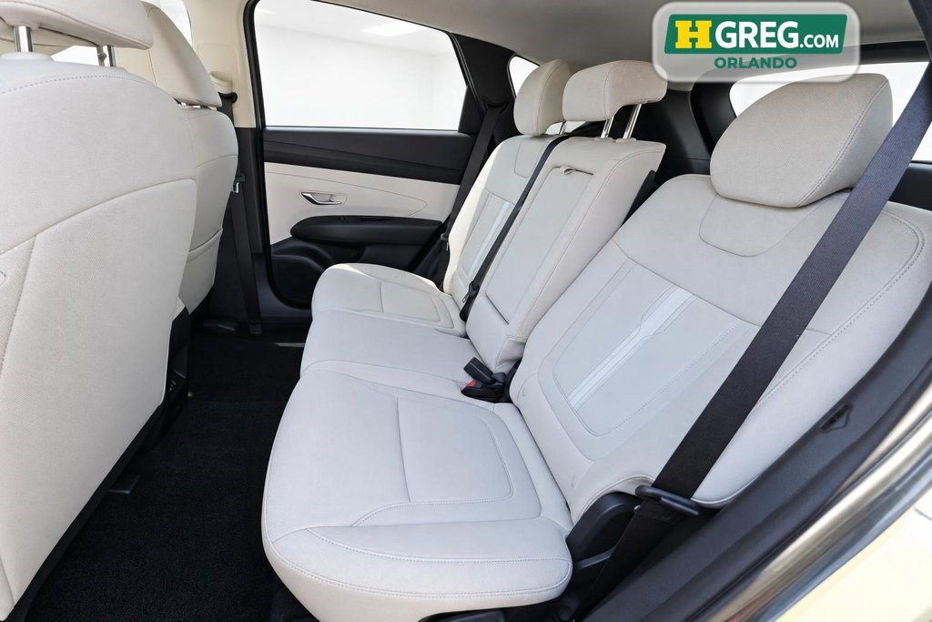 Used 2025 Hyundai Tucson SEL FWD image 12