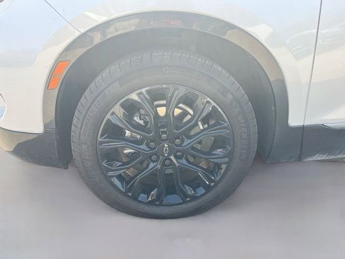 Used 2025 Chevrolet Blazer Premier w/ LPO, Black Sport Package FWD image 31