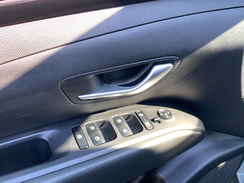 Certified 2022 Hyundai Tucson SEL AWD/4WD image 12