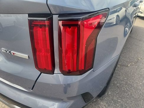Used 2021 Kia Sorento SX FWD image 13