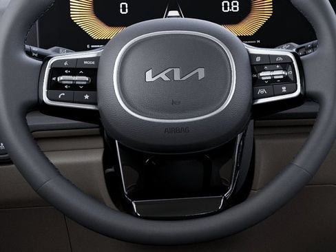 New 2026 Kia Carnival EX FWD image 23