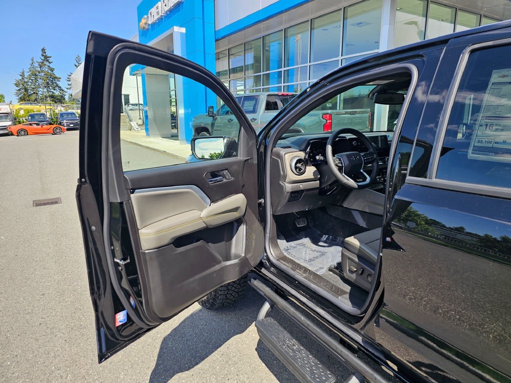 New 2026 Chevrolet Colorado ZR2 w/ ZR2 Bison Edition AWD/4WD image 19