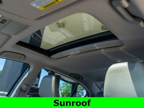 Used 2016 Honda Accord Touring image 12
