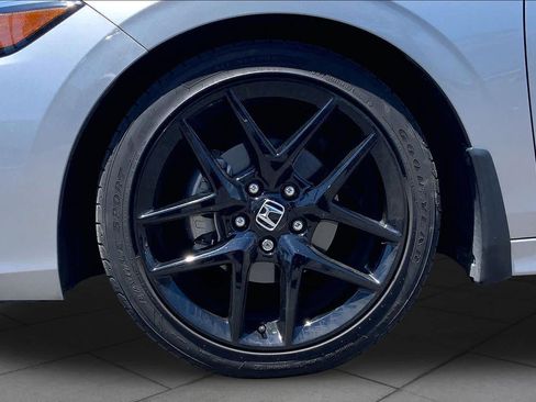 Used 2023 Honda Civic Sport image 10