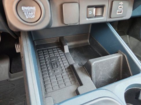 Used 2025 Ford Maverick Tremor AWD/4WD image 25