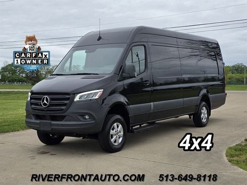Used 2022 Mercedes-Benz Sprinter 2500 image 1