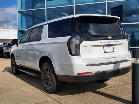 New 2025 Chevrolet Suburban LT w/ Comfort Package image 3