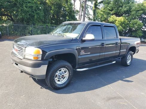 Used 2002 GMC Sierra 2500 4x4 Crew Cab HD w/ SLT Marketing Option Pkg image 3
