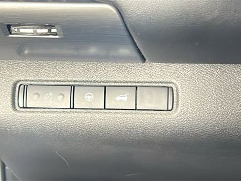 Used 2024 Nissan Pathfinder SL w/ SL Premium Package AWD/4WD image 20