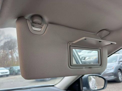 Used 2024 Nissan Altima 2.5 SV image 31