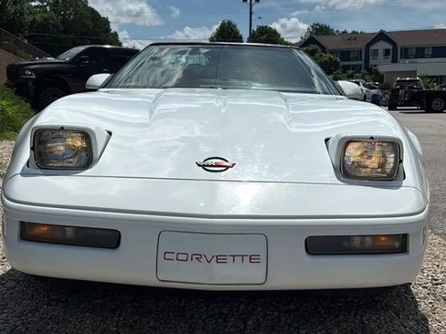 Used 1996 Chevrolet Corvette Coupe RWD image 5