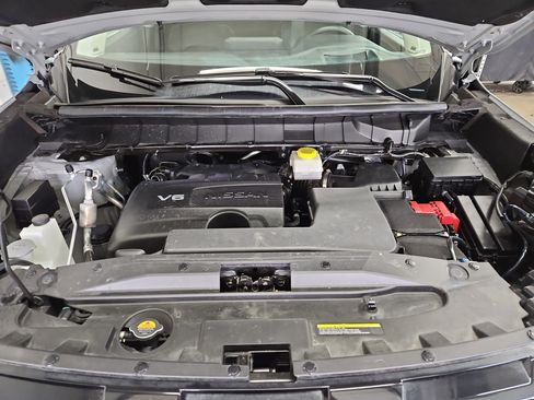 Used 2023 Nissan Pathfinder Platinum w/ Lighting Package (N92) image 30