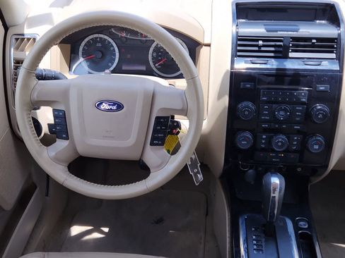 Used 2011 Ford Escape Limited w/ 302A Rapid Spec Order Code FWD image 24