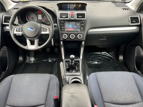 Used 2018 Subaru Forester 2.5i image 3