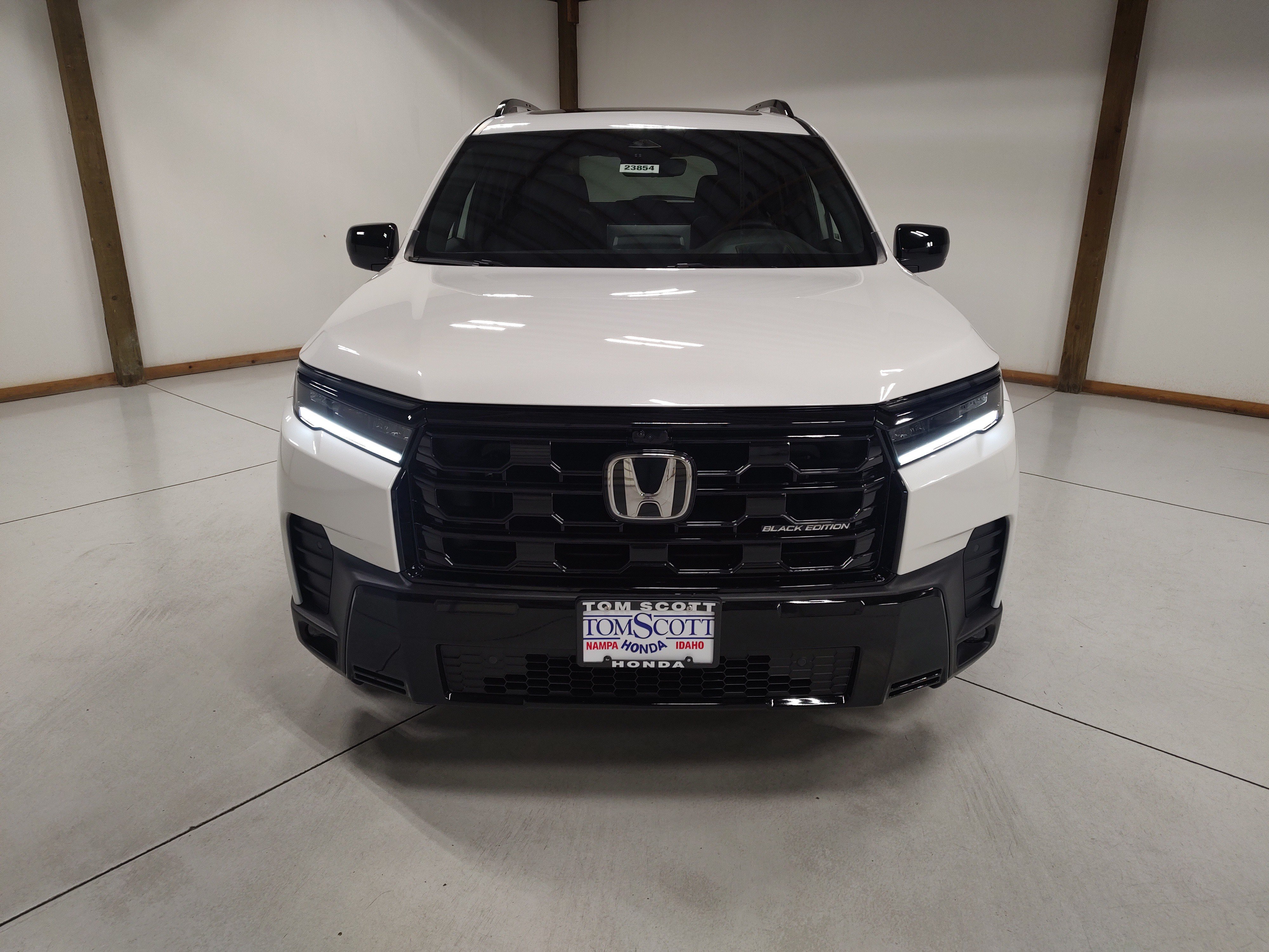 New 2026 Honda Pilot Black Edition image 3