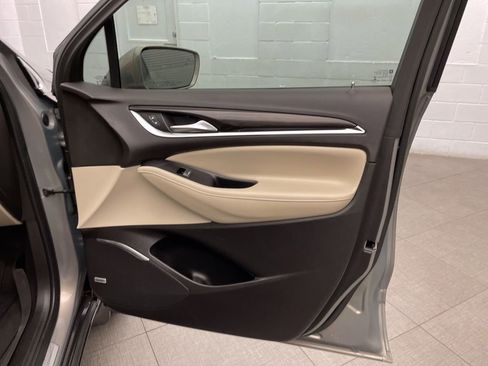 Used 2019 Buick Enclave Premium w/ Trailering Package, 5000 lbs. FWD image 26