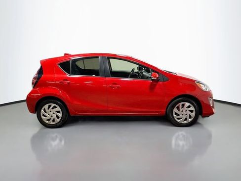 Used 2015 Toyota Prius C Two image 6
