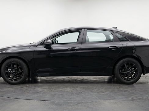 Used 2025 Kia K5 LXS FWD image 5