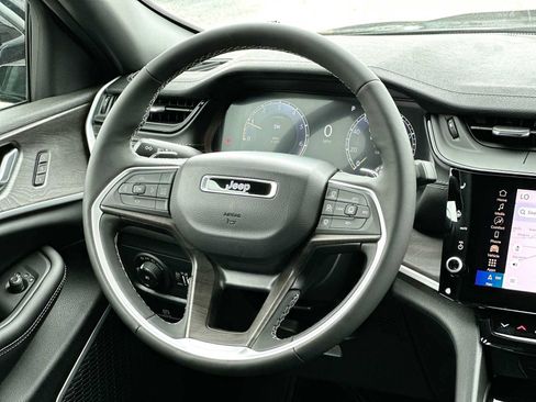 New 2026 Jeep Grand Cherokee Limited AWD/4WD image 27