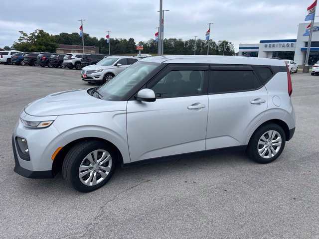 Used 2020 Kia Soul LX FWD image 4