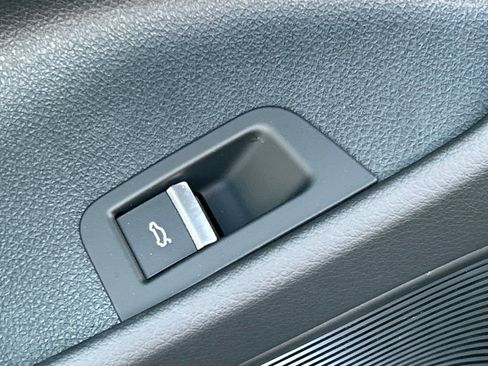 Used 2025 Audi RS Q8 performance image 80