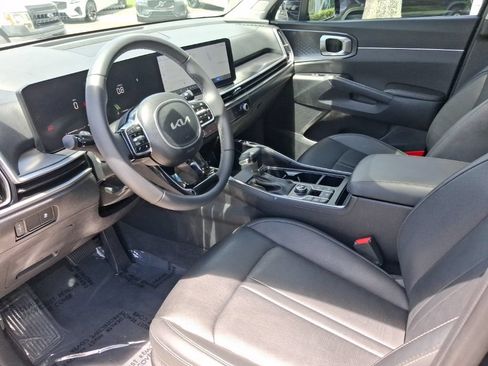Used 2024 Kia Sorento S w/ Panoramic Sunroof Package FWD image 13