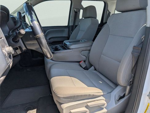 Used 2018 Chevrolet Silverado 1500 Custom w/ Custom Value Package RWD image 8
