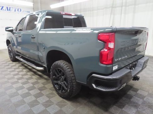 Used 2025 Chevrolet Silverado 1500 LT Trail Boss w/ Convenience Package II image 5