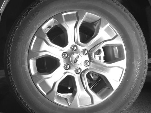 Used 2022 Ford F150 Platinum w/ Equipment Group 701A High AWD/4WD image 26
