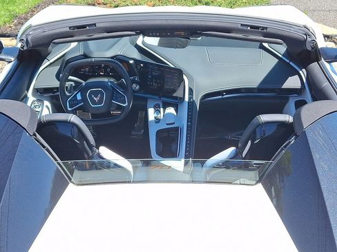 Used 2023 Chevrolet Corvette Stingray Preferred Conv w/ Stealth Interior Trim Package RWD image 8