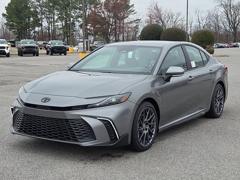 New 2026 Toyota Camry SE image 2