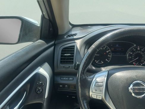 Used 2017 Nissan Altima 2.5 SV FWD image 22